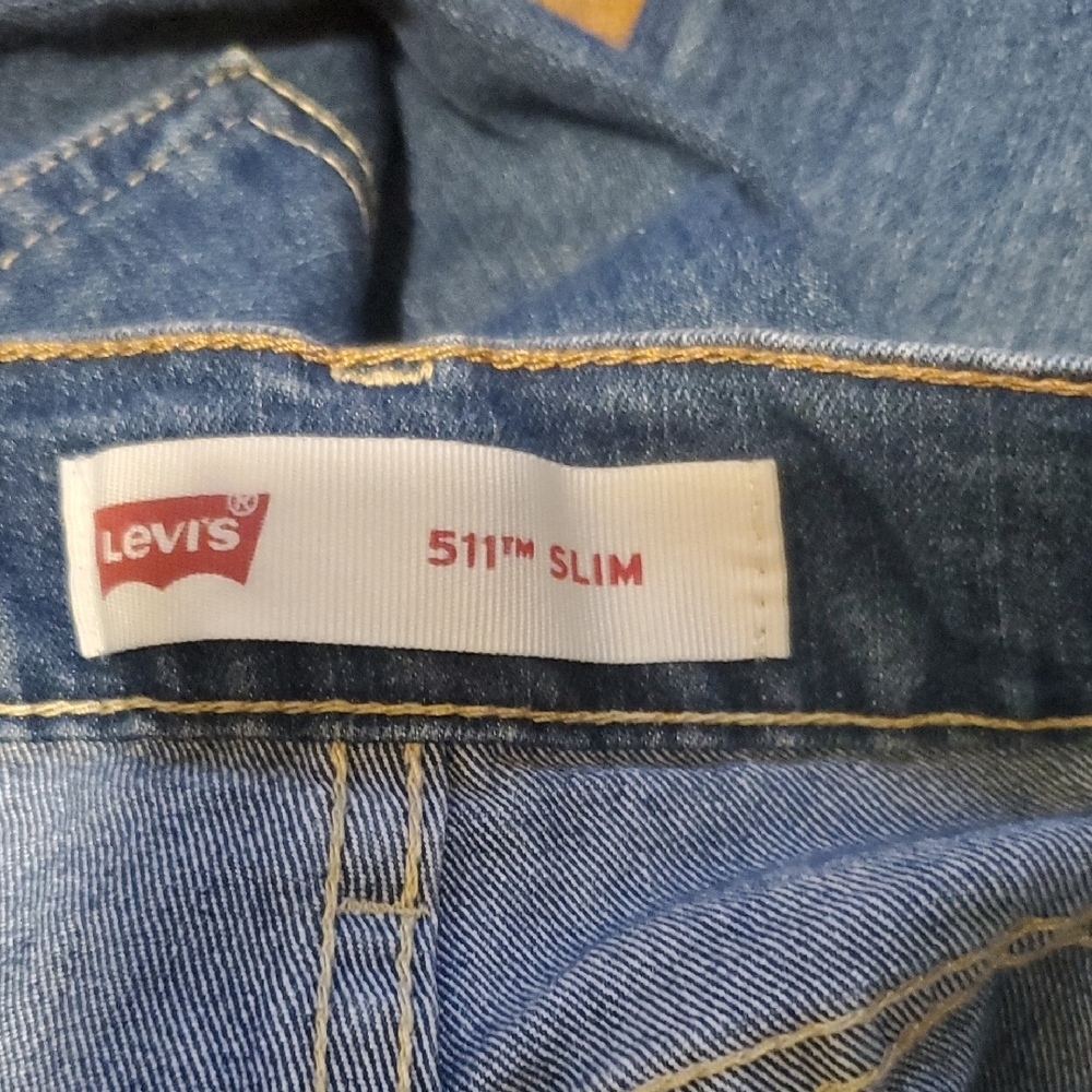 Levi's Kids Denim Blue Jeans - Picture 2 of 4